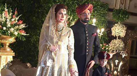 Dr Fazeela Abbasi Wedding Photos  Family Pictures  Marriage Pics - 87