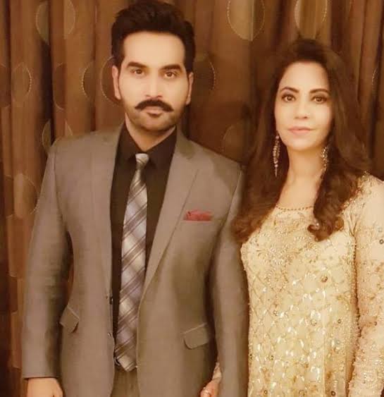 Humayun Saeed Wedding Photos  Family Pictures  Marriage Pics - 41