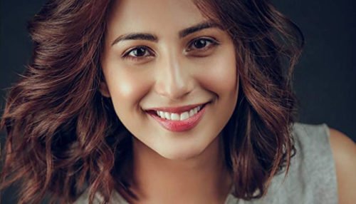 Ushna Shah Family  Pics  Age and Height  Biography - 39