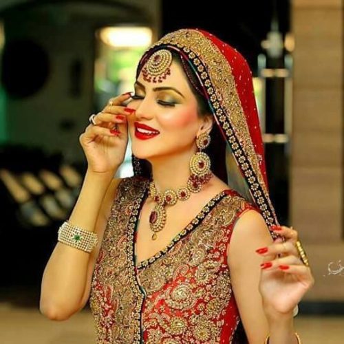 Fiza Ali Family  Husband  Morning Show Dresses  Wedding Pics - 31