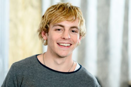 Ross Lynch Leaked Pics  Shirtless  Biography  Wiki - 44