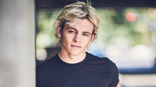 Ross Lynch Leaked Pics  Shirtless  Biography  Wiki - 92