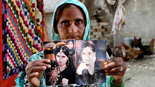 Qandeel Baloch Wiki  Wikipedia  Family Pics  Pakistani Actress - 2