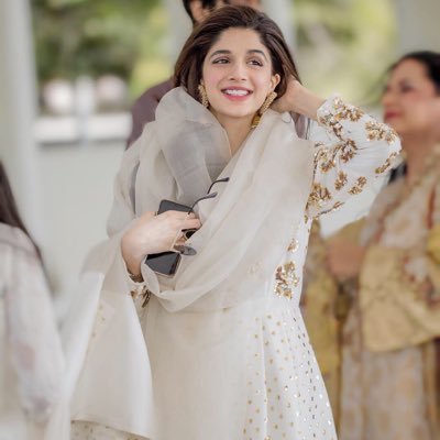 Mawra Hocane Family  New Photos  Weight and Height - 88
