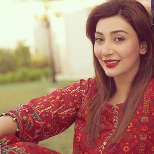 Ayesha Khan Age  Height  Family  Wedding Pictures  Biography  Wiki - 33