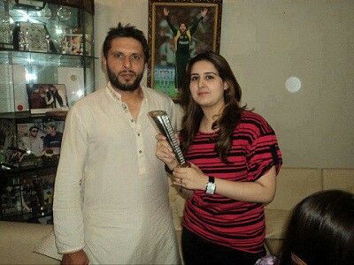 Shahid Afridi Daughter Engagement  Age  Marriage  Pics  Wiki  Biography - 67