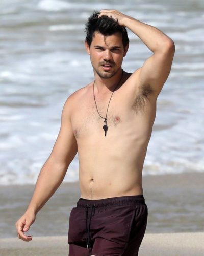 Taylor Lautner Pics  Shirtless  Biography  Wiki - 75