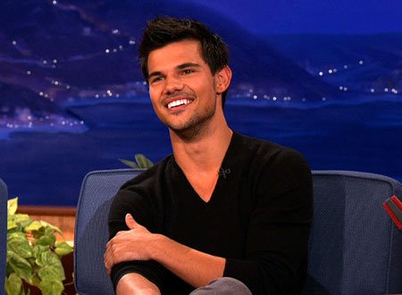 Taylor Lautner Pics  Shirtless  Biography  Wiki - 78
