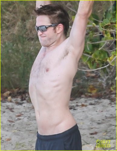 Robert Pattinson Pics  Shirtless  Wiki  Biography - 17
