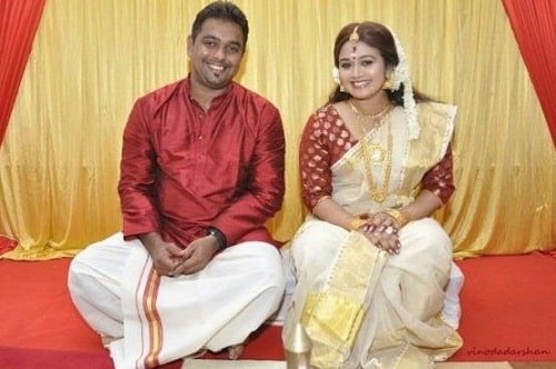 Saranya Sasi Pics  Husband Binu Xavier  Family  Marriage  Wikipedia - 98