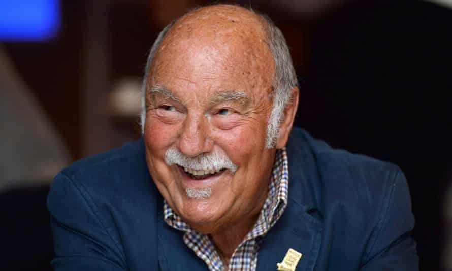 Jimmy Greaves Wiki  Photos  Age  Family  Wife  Biography - 74