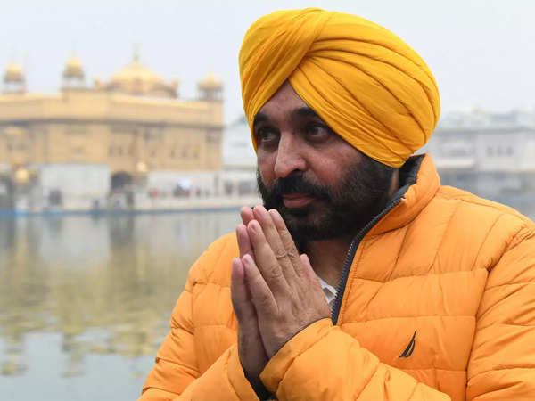 Who is Bhagwant Mann  Wife  Family  Biography  Age  Old Pictures  Wiki - 69