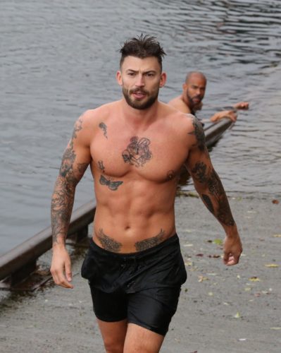 Jake Quickenden Pics  Brother  Biography  Wiki - 92