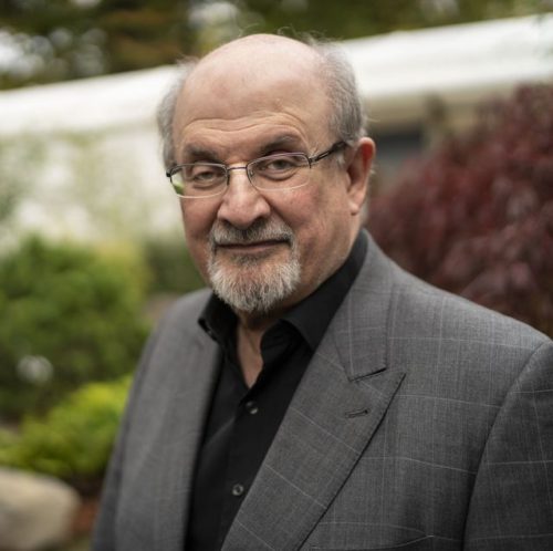 Who is Salman Rushdie  News  Pics  Wife  Wiki  Girlfriend  Biography - 42