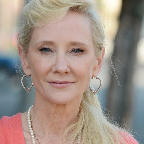 Who is Anne Heche  News  Pics  Wiki  Husband  Son  Biography - 71