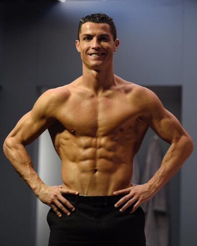 Cristiano Ronaldo Pics  Age  Photos  Shirtless  Wikipedia  Pictures  Biography - 43