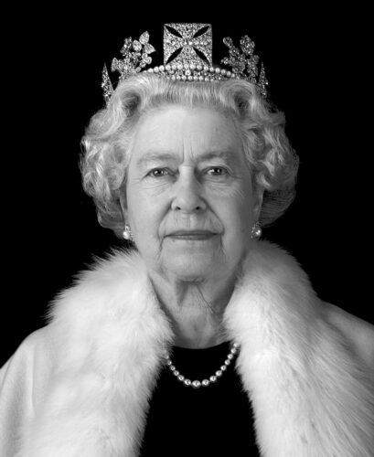 Queen Elizabeth News  Pics  Husband  Son  Sister  Wedding  Family Tree  Wiki  Biography - 40