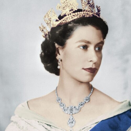 Queen Elizabeth News  Pics  Husband  Son  Sister  Wedding  Family Tree  Wiki  Biography - 93