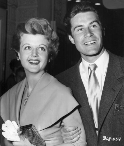 Angela Lansbury Pics  Age  Photos  Daughter  Husband  Biography  Pictures  Wikipedia - 20