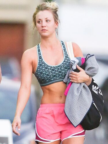 Kaley Cuoco Pics  Age  Photos  Leaked  Biography  Pictures  Wikipedia - 8