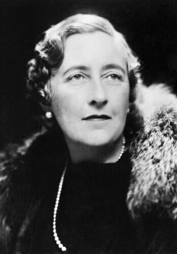 Agatha Christie Pics  Age  Photos  Husband  Daughter  Biography  Pictures  Wikipedia - 97