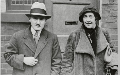 Agatha Christie Pics  Age  Photos  Husband  Daughter  Biography  Pictures  Wikipedia - 68
