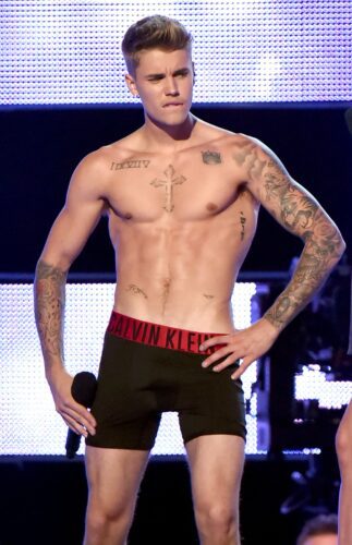 Justin Bieber Pics  Age  Photos  Shirtless  Biography  Pictures  Wikipedia - 93