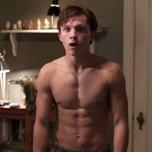 Tom Holland Pics  Age  Photos  Shirtless  Wikipedia  Pictures  Biography - 75