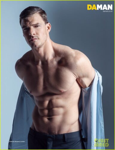 Alan Ritchson Pics  Age  Photos  Shirtless  Biography  Pictures  Wikipedia - 32